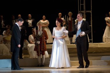 DNIPROPETROVSK, UKRAINE NOVEMBER 15: Dnepropetrovsk Devlet Opera ve Bale Tiyatrosu üyeleri 15 Kasım 2011 'de Dnipropetrovsk, Ukrayna' da 