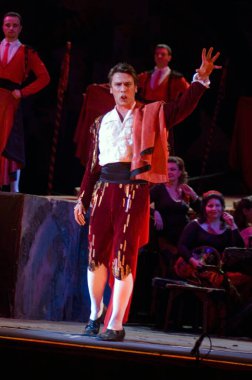 DNIPROPETROVSK, UKRAINE 3 Haziran: Dnepropetrovsk Devlet Opera ve Bale Tiyatrosu üyeleri 3 Haziran 2011 'de Dnipropetrovsk, Ukrayna' da 