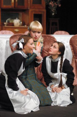 DNIPROPETROVSK, UKRAINE 2 Haziran: Dnepropetrovsk Devlet Tiyatrosu üyeleri 2 Haziran 2005 'te Ukrayna' nın Dnipropetrovsk kentinde 