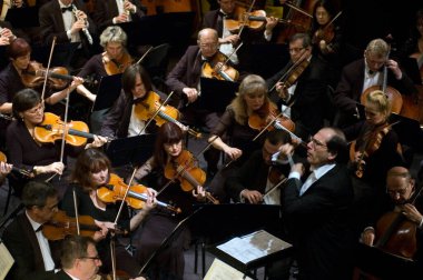 DNEPROPETROVSK, UKRAINE-ECTOBER 31: Moskova Devlet Akademik Senfoni Orkestrası