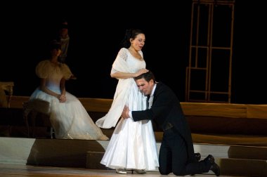 DNIPROPETROVSK, UKRAINE NOVEMBER 15: Dnepropetrovsk Devlet Opera ve Bale Tiyatrosu üyeleri 15 Kasım 2011 'de Dnipropetrovsk, Ukrayna' da 