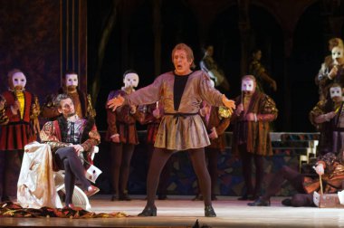 DNIPROPETROVSK, UKRAINE MAYIS 11: Dnepropetrovsk Devlet Opera ve Bale Tiyatrosu üyeleri 11 Mayıs 2012 'de Dnipropetrovsk, Ukrayna' da 