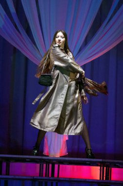 DNEPROPETROVSK, UKRAINE - 11 Mayıs: Dnepropetrovsk Devlet Tiyatrosu üyeleri 11 Mayıs 2007 'de Dnepropetrovsk, Ukrayna' da 