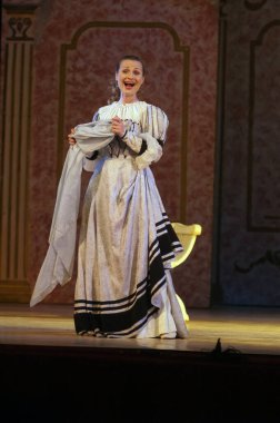 DNIPROPETROVSK, UKRAINE MAYIS 11: Dnepropetrovsk Devlet Opera ve Bale Tiyatrosu üyeleri 11 Mayıs 2012 'de Dnipropetrovsk, Ukrayna' da 