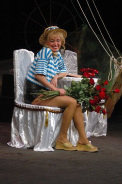 DNEPROPETROVSK, UKRAINE - 21 Haziran: Dnepropetrovsk Devlet Tiyatrosu üyeleri 21 Haziran 2005 'te Dnepropetrovsk, Ukrayna' da 