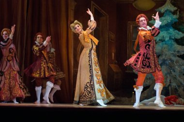 DNEPROPETROVSK, UKRAINE - Şubat 18: Fındıkkıran balesi Dnepropetrovsk Opera ve Bale Tiyatrosu tarafından 18 Şubat 2011 'de Dnepropetrovsk, Ukrayna' da sahnelendi. 