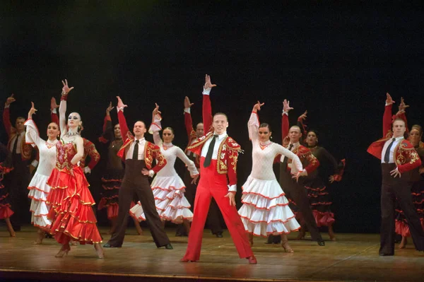 Dnepropetrovsk Ukraine Oktober Mitglieder Des Sewastopoler Tanztheaters Von Vadim Elizarov — Stockfoto