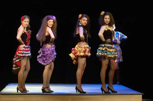 Dnipropetrovsk Ukraine April Tredje Kærligheden Udført Kvinde Teater Negenii Trup - Stock-foto