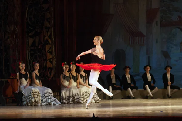 Dnepropetrovsk Ukraine June Members Dnepropetrovsk State Opera Ballet Theatre Performs — 스톡 사진
