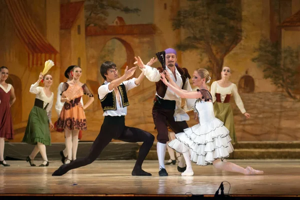 Dnepropetrovsk Ukraine Juni Mitglieder Der Staatsoper Und Des Balletttheaters Dnepropetrowsk — Stockfoto