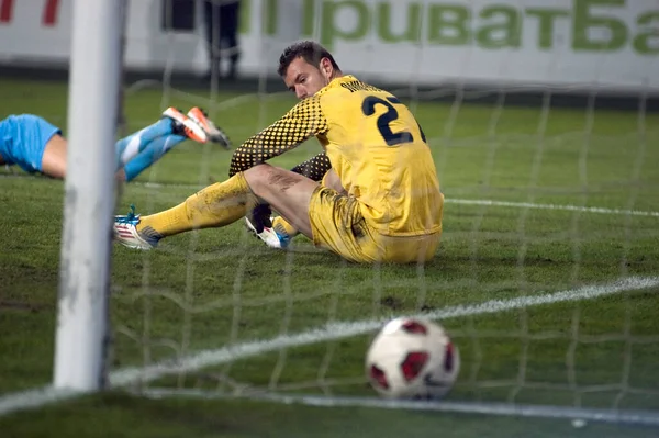 Dnipropetrovsk Ukraine November Dnepr Goalkeeper Jan Lastuvka Action Soccer Match — Stock Photo, Image