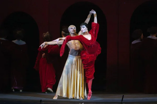 Dnepropetrovsk Ukraine November Members Dnepropetrovsk State Opera Ballet Theatre Perform — Stock Photo, Image