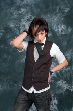 DNEPROPETROVSK, UKRAINE - 28 Mart 2008 'de Dnepropetrovsk, Ukrain' de kuaförlük, tırnak estetiği dallarında kulis ve genç UKRAINE Yetenekleri dalında hazırlanır.