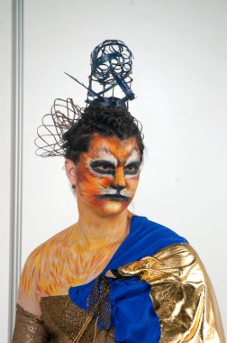 DNEPROPETROVSK, UKRAINE - 22 Mart 2007 'de Ukrayna' nın başkenti Dnepropetrovsk 'ta kuaförlük, manikür, manikür estetiği ve genç UKRAINE Yetenekleri dalında kulise hazırlanır.