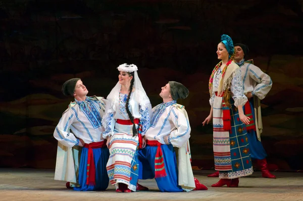 Dnipropetrovsk Ucraina Novembre Membri Del Folklore Ensemble Slavutych Esibiscono Ucraina — Foto Stock