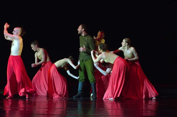 Dnipropetrovsk Ukraine Maio Dançarinos Não Identificados Realizam Sacred Spring State — Fotografia de Stock