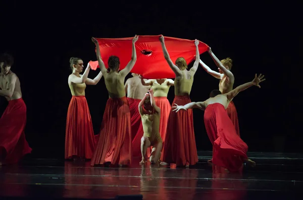 Dnipropetrovsk Ukraine May 확인되지 댄서들 2015 오페라와 극장에서 Sacred Spring — 스톡 사진