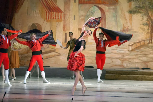 Dnepropetrovsk Ukraine February Members Dnepropetrovsk State Opera Ballet Theatre Perform — 스톡 사진