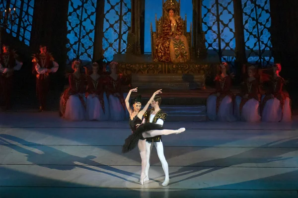 Dnepropetrovsk Ucraina Aprile Balletto Del Lago Dei Cigni Eseguito Dal — Foto Stock