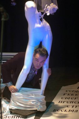 DNEPROPETROVSK, UKRAINE - 16 Mart: Ünlü aktör Michael Melni