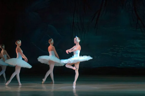 Dnepropetrovsk Ukraine March Swan Lake Balet Yang Ditampilkan Oleh Opera — Stok Foto