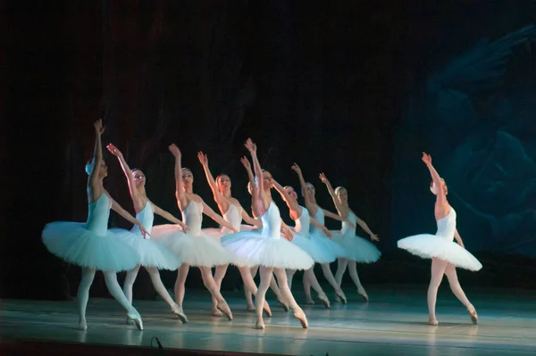 Dnepropetrovsk Ukrajina Března Balet Swan Lake Podání Baletu Opery Baletu — Stock fotografie