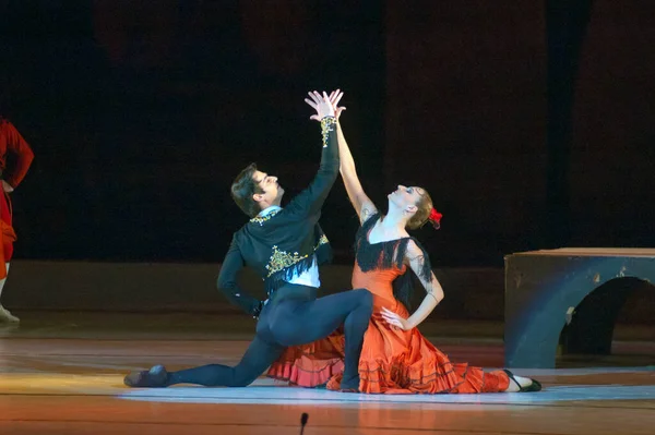 Dnepropetrovsk Ukraine February Members Dnepropetrovsk State Opera Ballet Theatre Perform — 스톡 사진