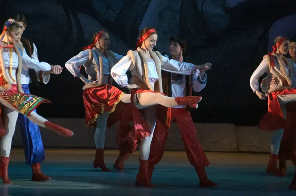 Dnepropetrovsk Ukraine Janvier Nuit Avant Ballet Noël Interprété Par Dnepropetrovsk — Photo