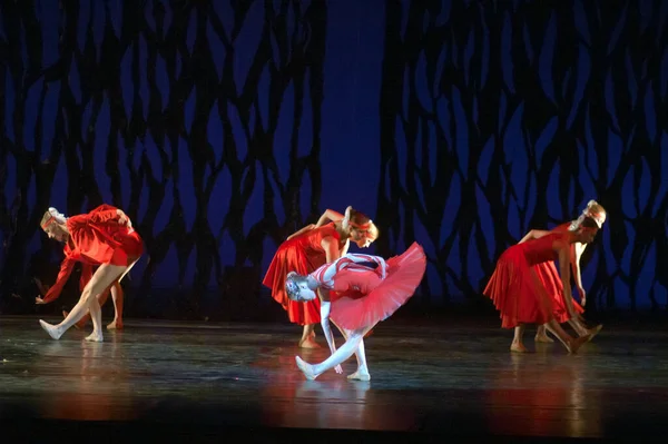 Dnepropetrovsk Ukraine March Members Dnepropetrovsk State Opera Ballet Theatre Perform — Stock Photo, Image