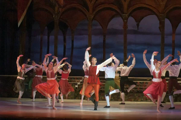 Dnepropetrovsk Ukraine November Members Dnepropetrovsk State Opera Ballet Theatre Perform — 图库照片