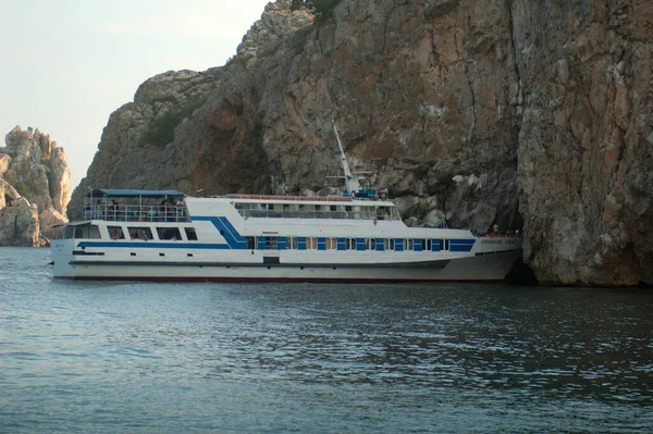 Crimea Ukraine August Motorová Loď Samantha Smith Provádí Jedinečný Námořní — Stock fotografie