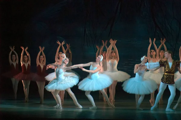 Dnepropetrovsk Ukrajina Března Balet Swan Lake Podání Baletu Opery Baletu — Stock fotografie