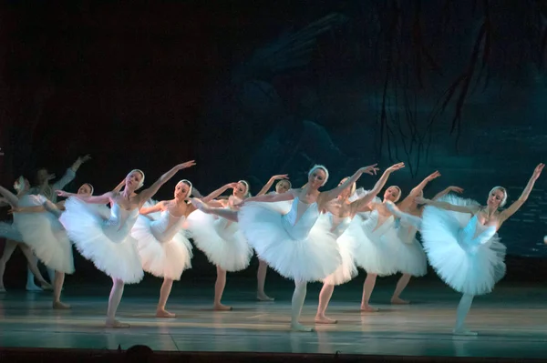 Dnepropetrovsk Ukrajina Března Balet Swan Lake Podání Baletu Opery Baletu — Stock fotografie