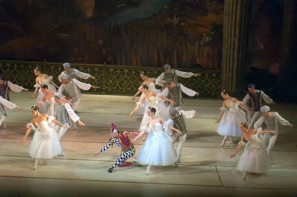 Dnepropetrovsk Ukraine Απριλιου Μπαλέτο Swan Lake Από Μπαλέτο Dnepropetrovsk Opera — Φωτογραφία Αρχείου