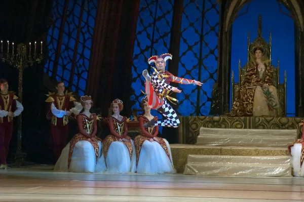 Dnepropetrovsk Ukraine March Swan Lake Ballet Performed Dnepropetrovsk Opera Ballet — Stock Photo, Image