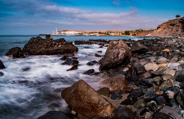 Stâncă în mare — Fotografie, imagine de stoc