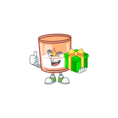 Mutlu mum çizgi film karakteri hediye kutusuyla birlikte.