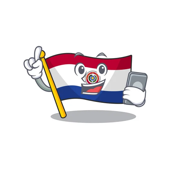 Com segurando telefone bandeira dos desenhos animados paraguai com mascote — Vetor de Stock