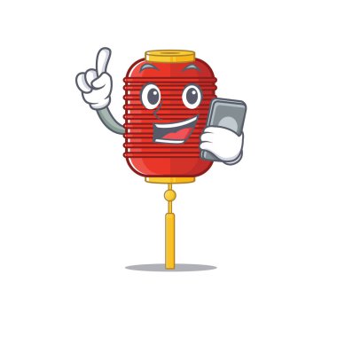Maskot tarzı Çin feneri telefonla konuşuyor.