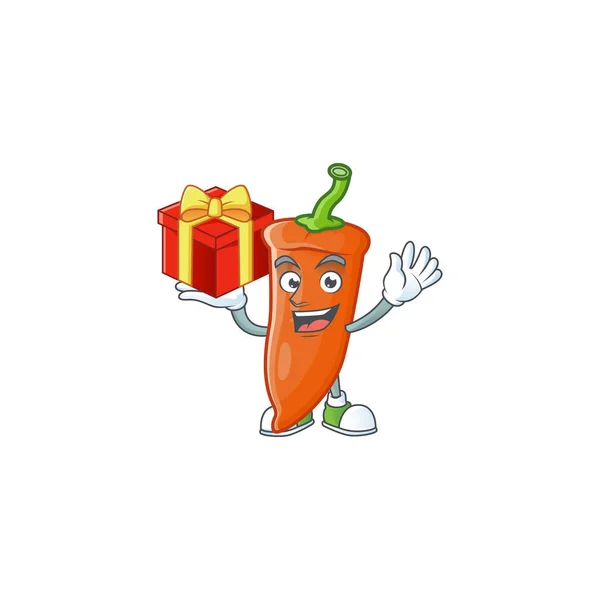 Personaggio cartone animato peperoncino arancione con una scatola di regalo — Vettoriale Stock