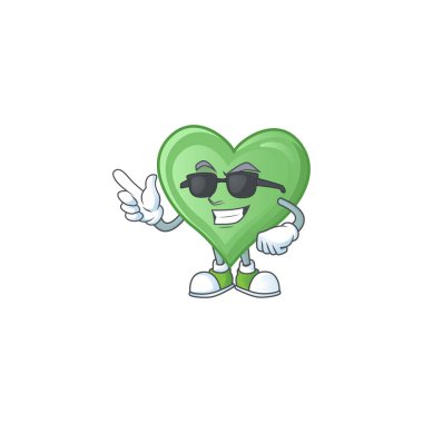 Süper havalı yeşil aşk karakteri siyah gözlük takıyor