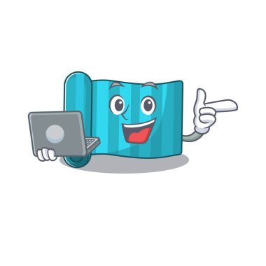 Şirin ve akıllı yoga yatağı. Bilgisayarla çalışıyor.