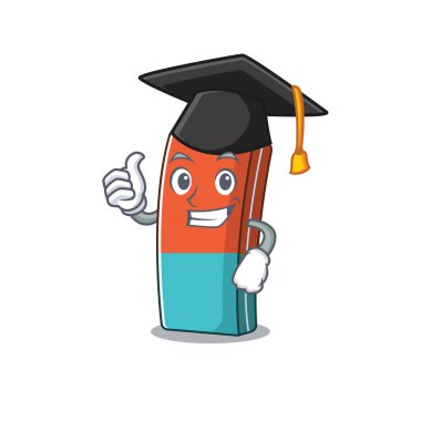 Siyah mezuniyet şapkası takan mutlu ve gururlu bir silgi.