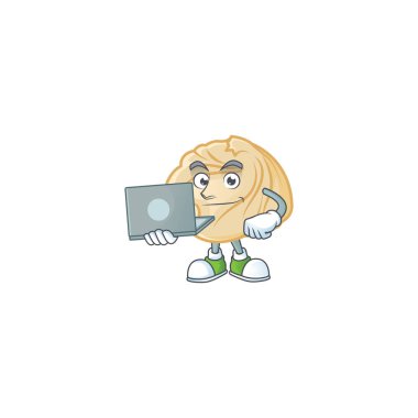 Dizüstü bilgisayarla çalışan akıllı bir hamur köftesi maskotu.