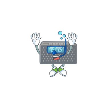 Dalış gözlüğü takan bir kablosuz hoparlör maskotu.