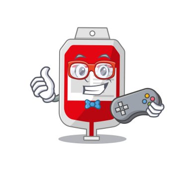 Kanlı plastik poşet oyuncusunun maskot tasarım biçimi denetleyiciyle oynuyor