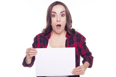 işaretler kurulu tutan kadın