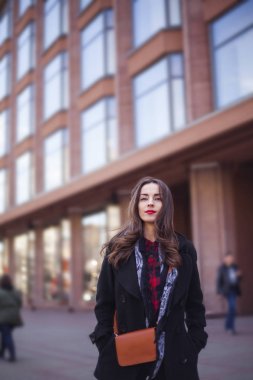 Genç güzel kadın.