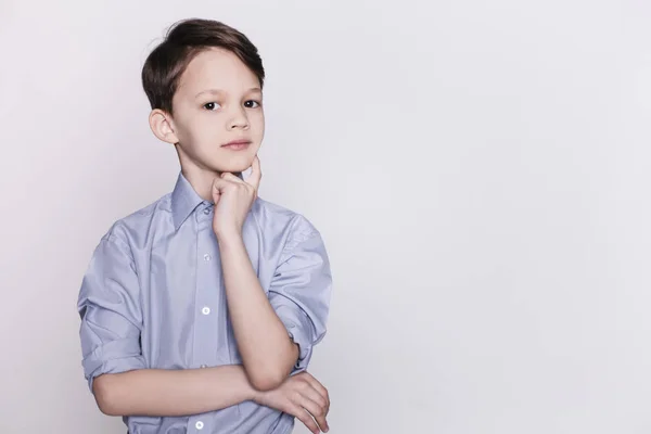 Niño guapo. — Foto de Stock