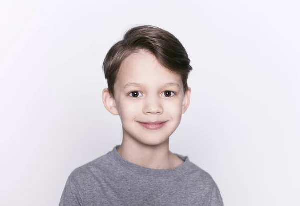 Niño sonriente — Foto de Stock